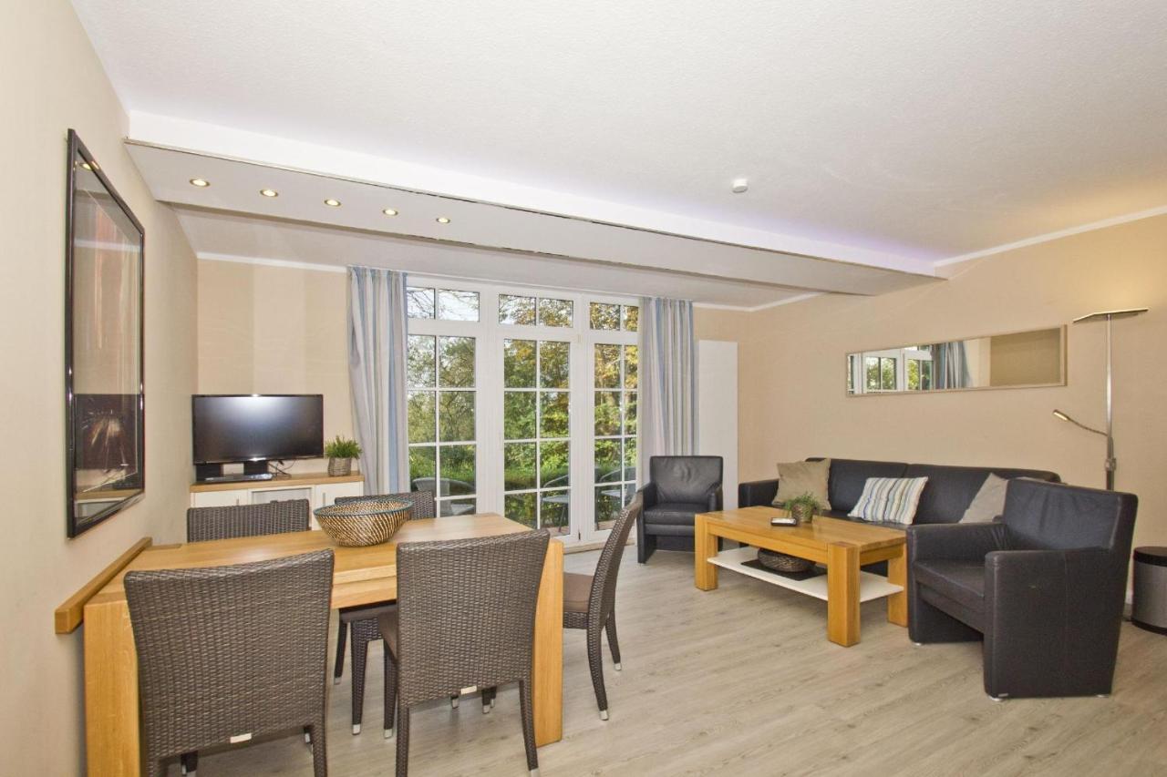 Fewo Mit Terrasse, Gratis Nutzung Vom Ahoi Erlebnisbad Und Sauna In Sellin - Haus Blick Zur See Fewo 13 Гёрен Экстерьер фото