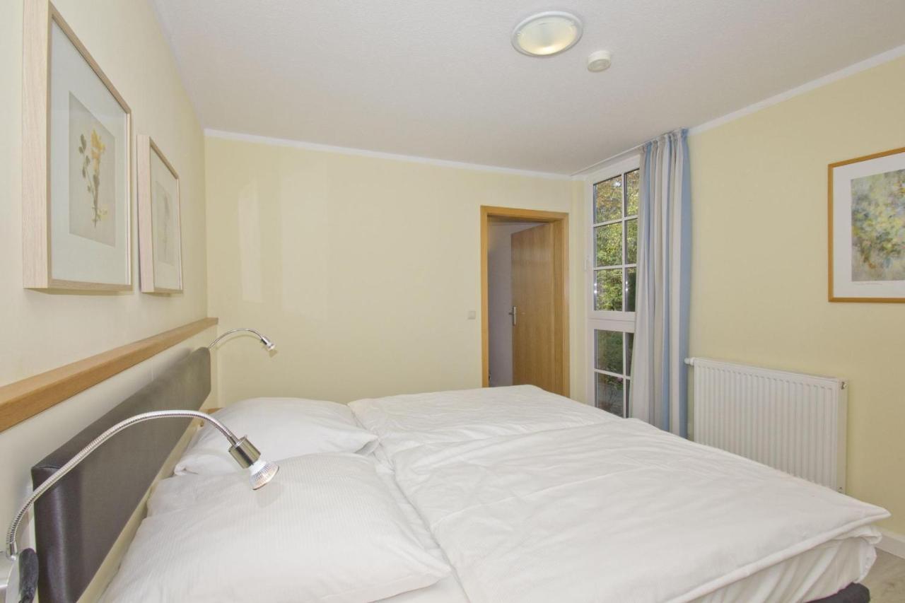 Fewo Mit Terrasse, Gratis Nutzung Vom Ahoi Erlebnisbad Und Sauna In Sellin - Haus Blick Zur See Fewo 13 Гёрен Экстерьер фото