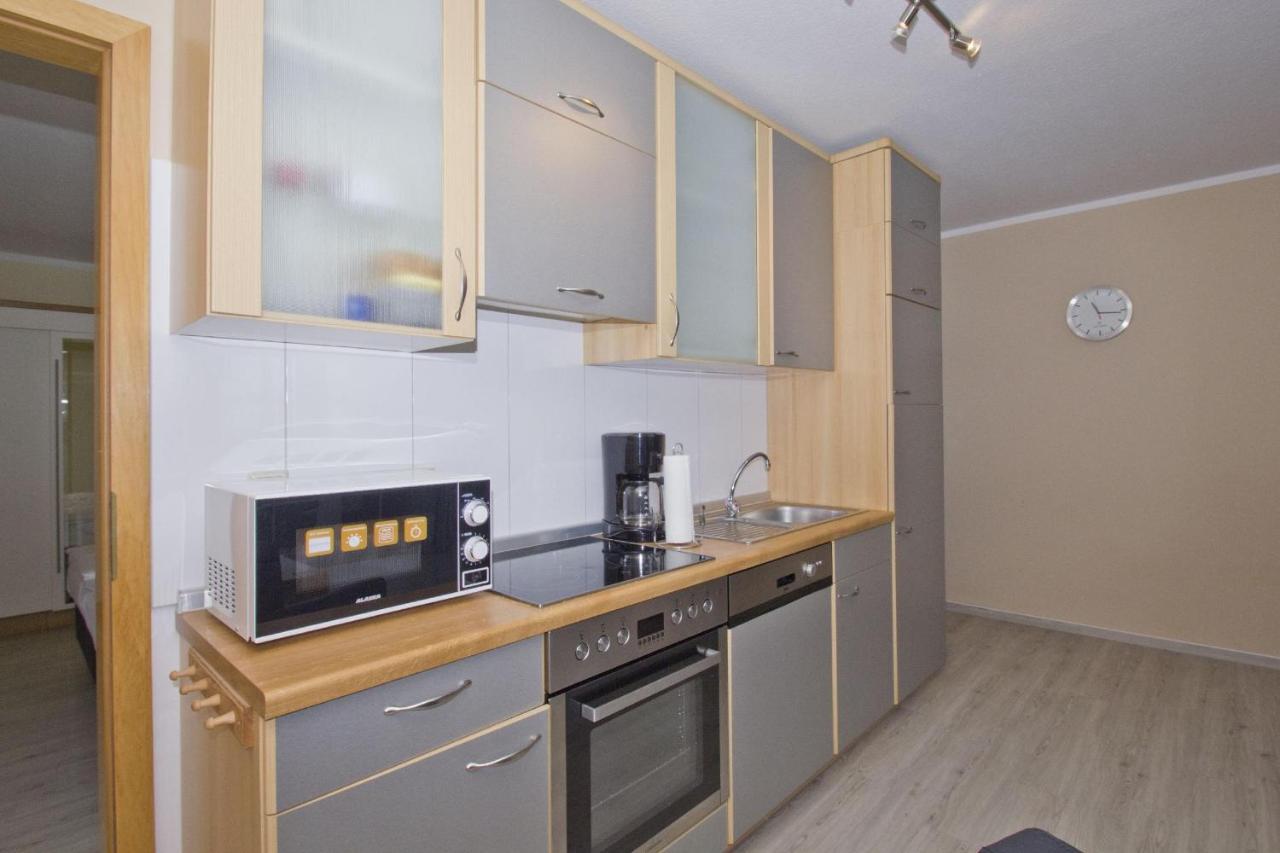 Fewo Mit Terrasse, Gratis Nutzung Vom Ahoi Erlebnisbad Und Sauna In Sellin - Haus Blick Zur See Fewo 13 Гёрен Экстерьер фото